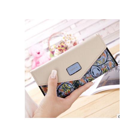 Ladies Clutch Waterproof and Durable Snap Closure Flower Print Wallet